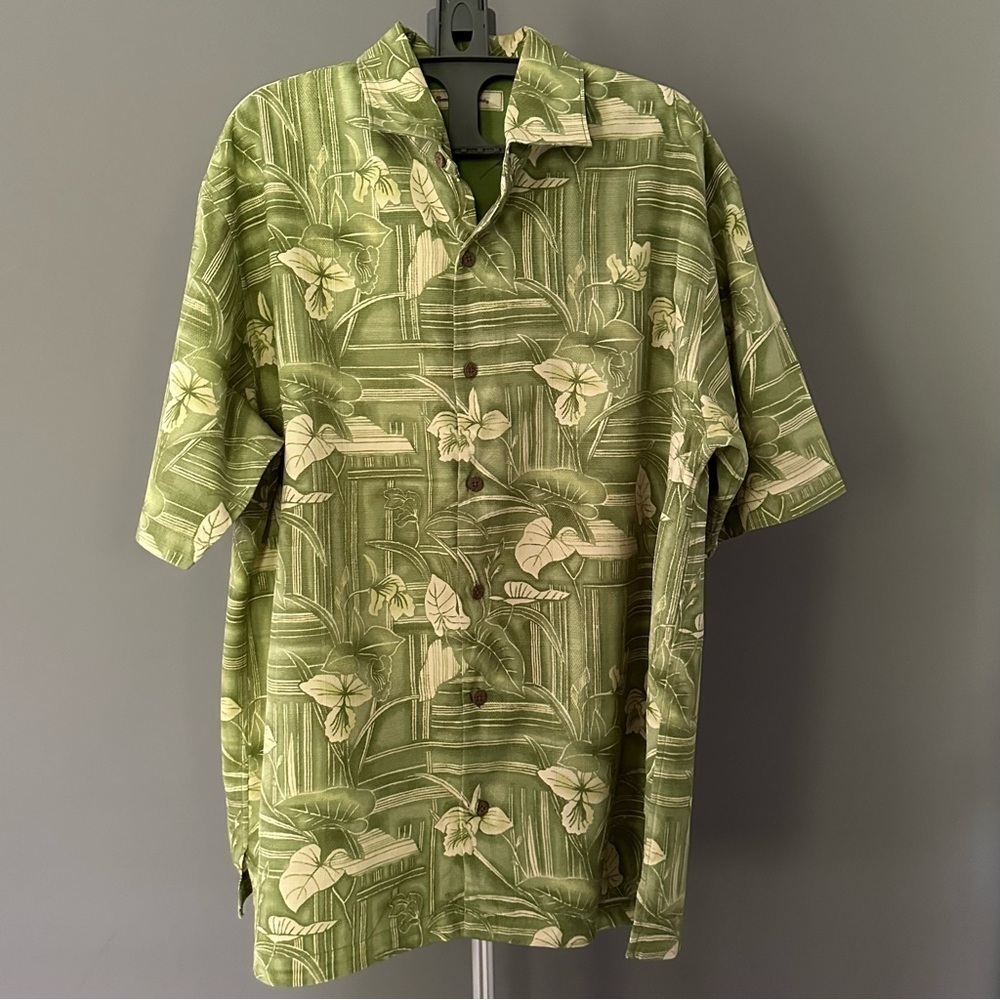 Tommy Bahama Floral Hawaiian Shirt